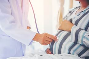 Anestezia epidurală NU este corelată cu riscul de autism (studiu)