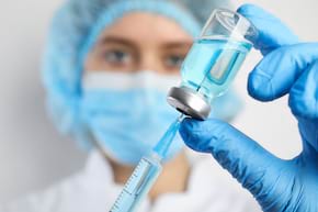 Un vaccin experimental a produs un răspuns imunitar puternic &icirc;mpotriva variantelor de &icirc;ngrijorare SARS-CoV-2