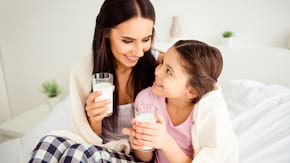 5 bauturi sanatoase cu care poti inlocui ciocolata calda oferita copiilor