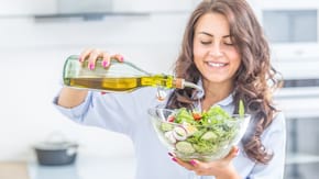Dieta mediteraneana, mai buna decat alte regimuri pentru sanatatea inimii? [studiu]
