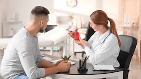Ulcerul peptic gastro-duodenal: cauze, simptome, complicatii