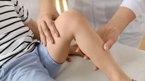 Durerile articulare la copii: cauze frecvente, diagnostic & tratament