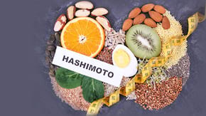 Tiroidita Hashimoto: alimente interzise si recomandari pentru stilul de viata