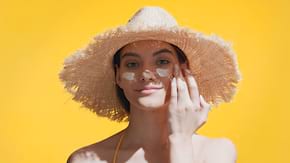 Acnee, lupus, vitiligo, psoriazis: care sunt efectele soarelui asupra acestor afecțiuni?