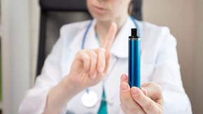Țigările electronice pot cauza cancer oral [studiu]