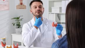 Problemele cu glanda tiroidă: la ce semne să fii atent?