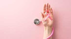 Colesterolul mare, legat de un risc mai mic de cancer la san