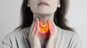 Glanda tiroidă doare? Simptomele afecțiunilor tiroidiene