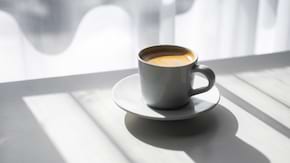 Cafeaua decofeinizata: prieten sau dusman?