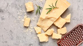 8 alimente care conțin mai mult calciu dec&acirc;t laptele