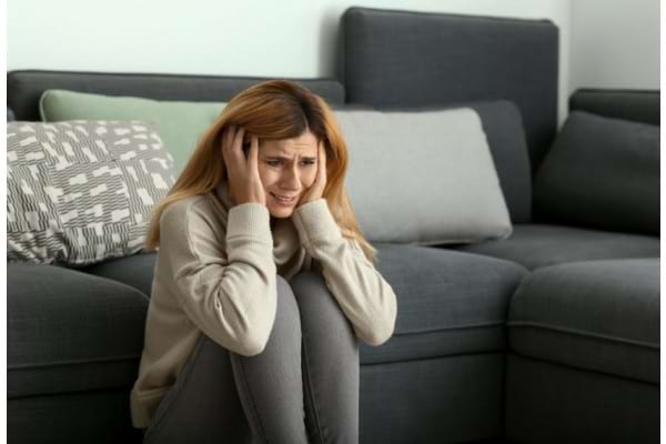 Anxietatea: ce este, care sunt simptomele si cum se trateaza