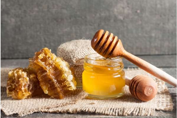 mierea ajuta la varicoza