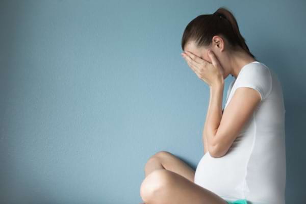 Depresia in sarcina: de ce apare & cum se trateaza