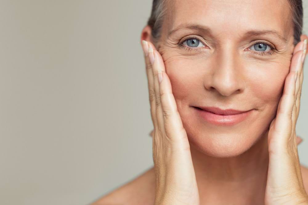 produse naturale de îngrijire a pielii anti-îmbătrânire
