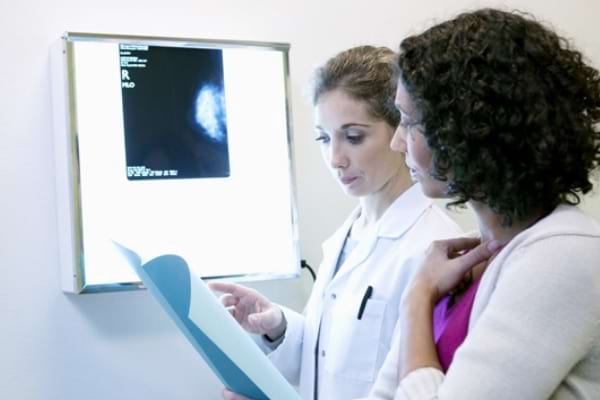 Tratament și opțiuni în cancerul mamar