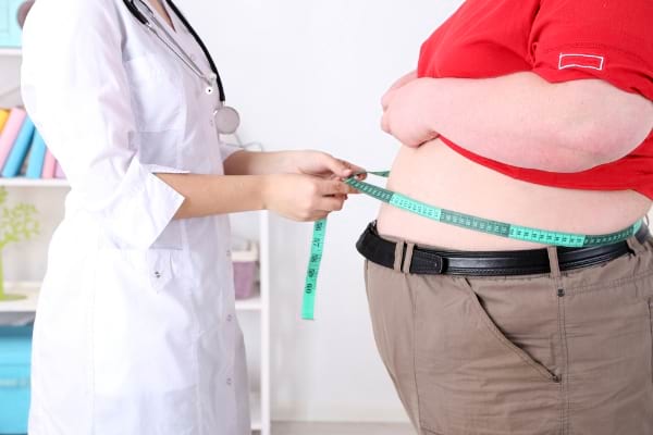 Cum poate un om obez să piardă în greutate
