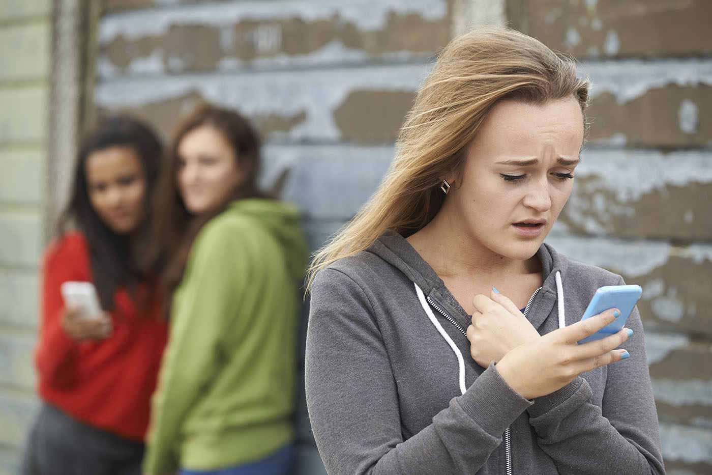 Cyberbullying-ul, asociat cu stres post-traumatic la adolescenți [studiu]