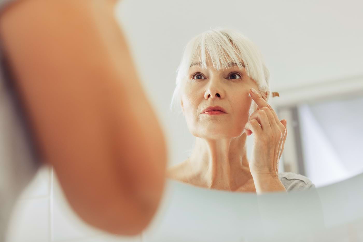 menopauza anti-imbatranire)