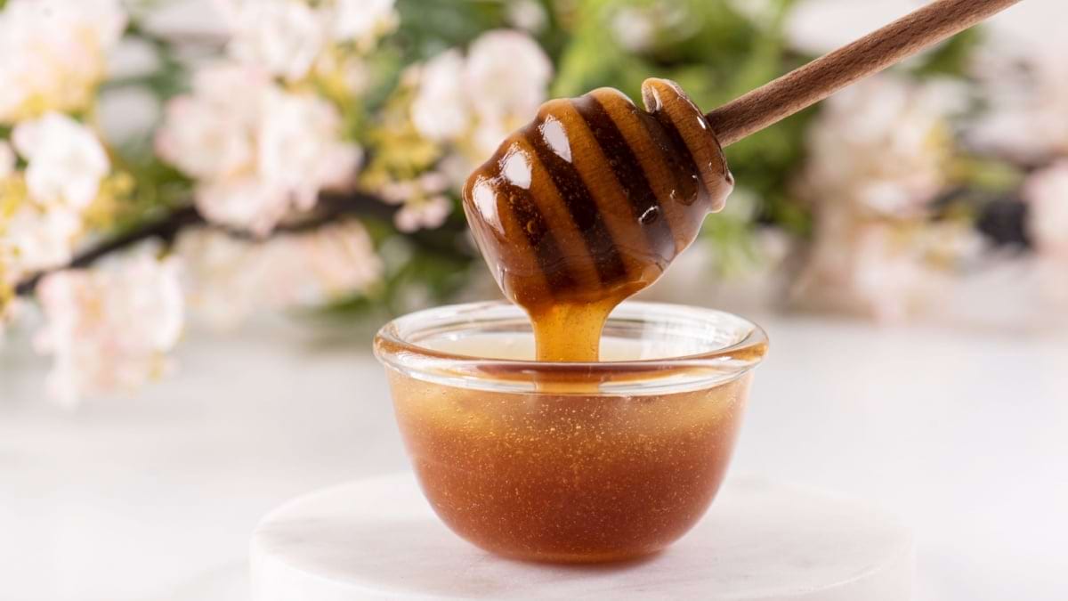 Mierea de Manuka, minunea din stup