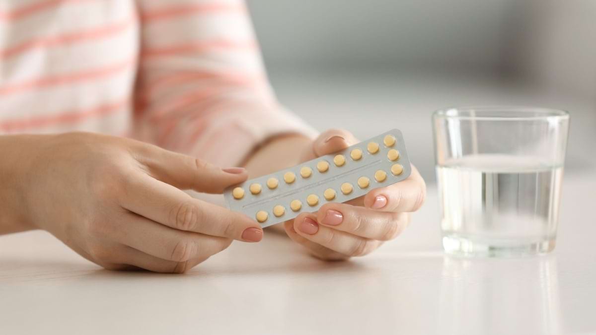 Pilula contraceptiva, asociata cu un risc scazut de poliartrita reumatoida