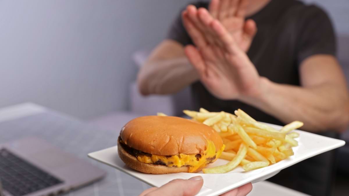 Legatura dintre dietele bogate in colesterol si cancerul la colon