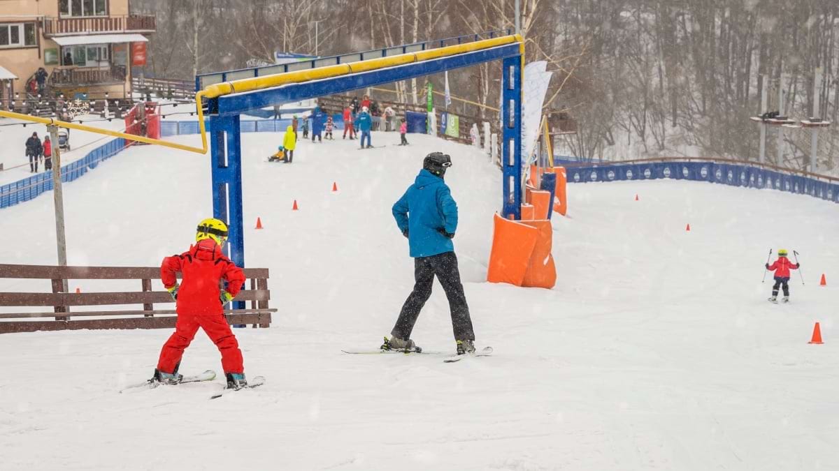 Cele mai bune pârtii de schi pentru începători din România