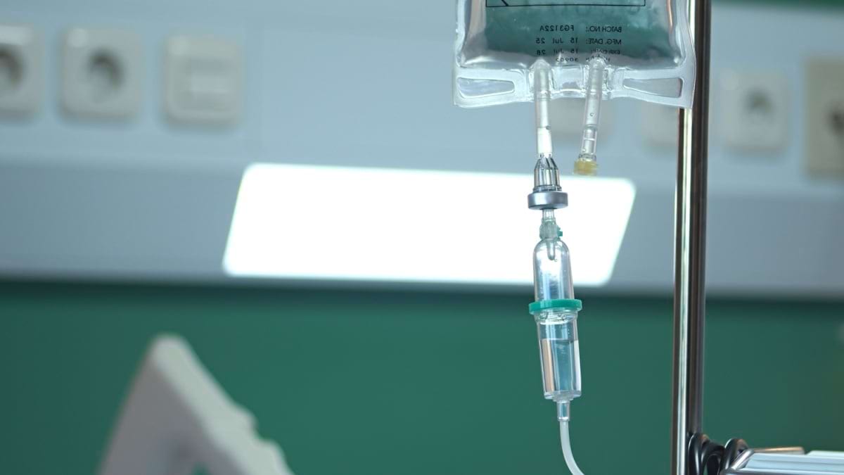 Ipilimumab și tratamentul cancerelor avansate sau metastatice