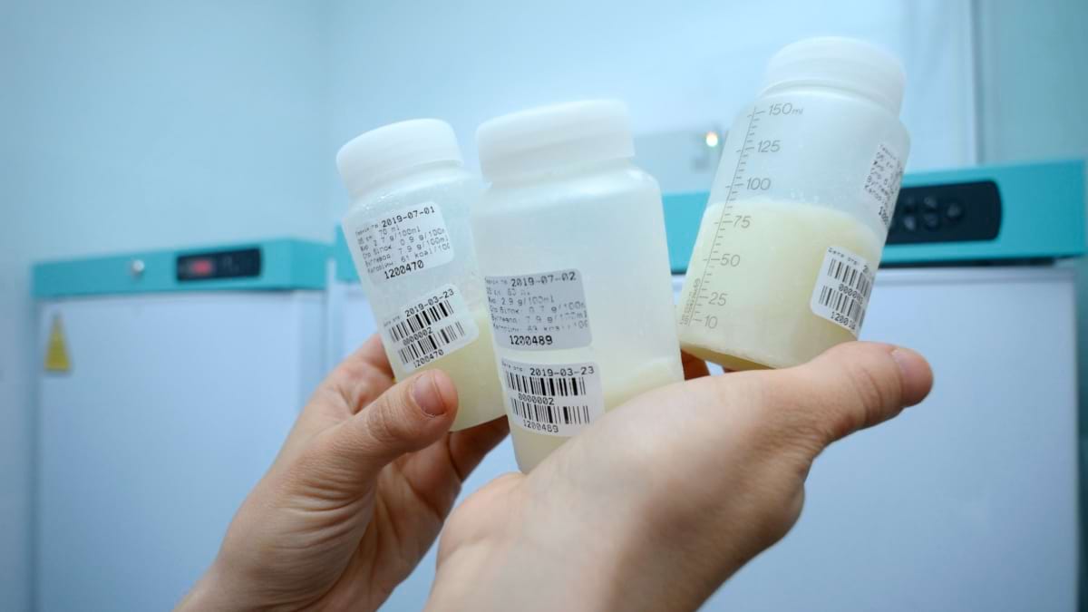 Inovatiile in sanatate pot salva vieti: astazi, banca de lapte matern