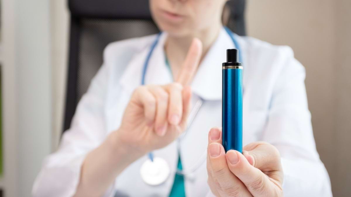 Țigările electronice pot cauza cancer oral [studiu]