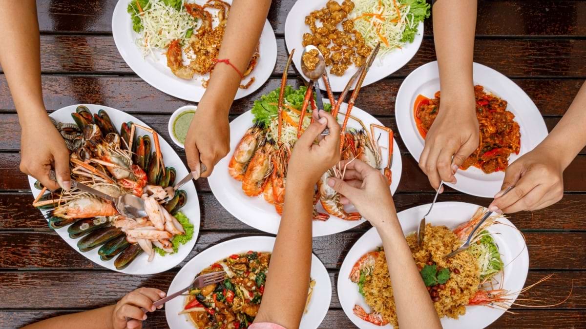 Îți plac fructele de mare? Iată ce beneficii nutriționale au!