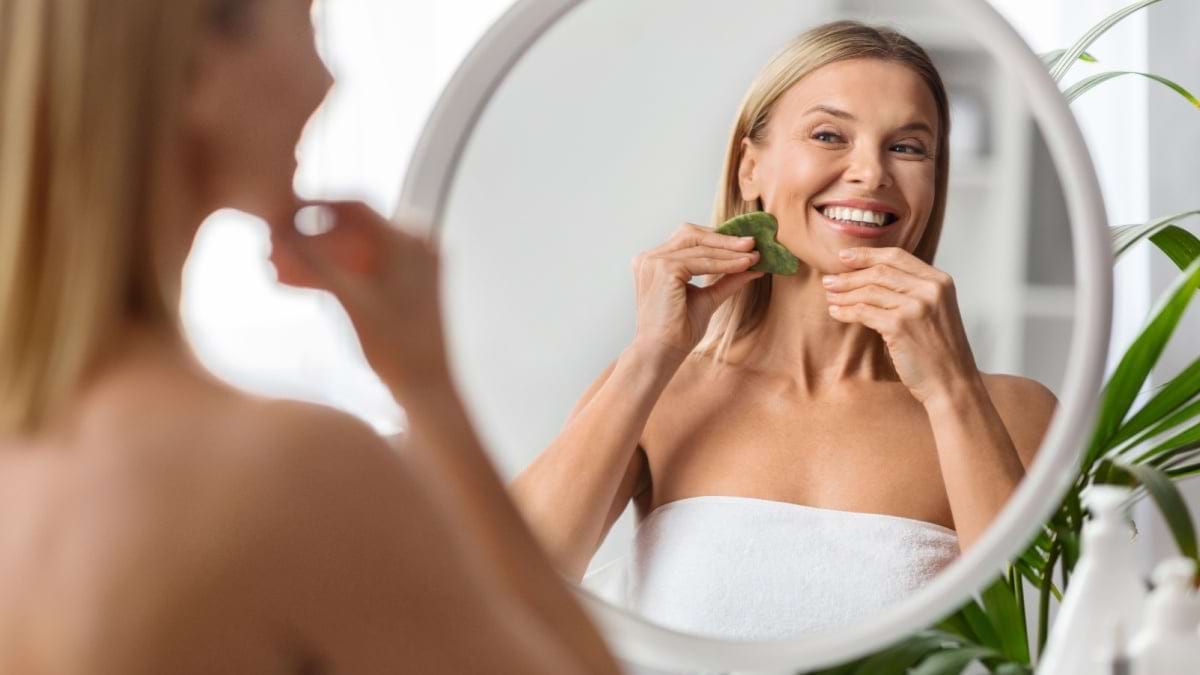 Cum îți faci acasă masaj facial și ce beneficii are?