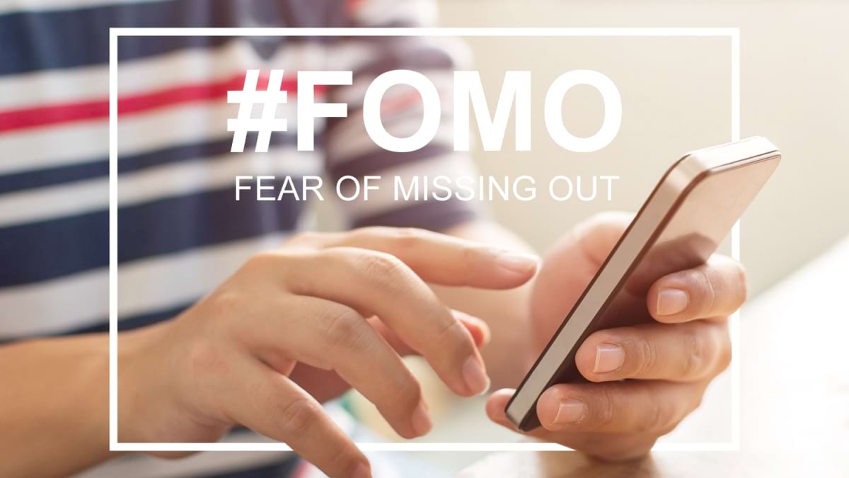 Sindromul FOMO (Fear of Missing Out): ce este și cum se manifestă?
