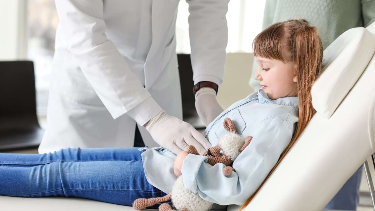 Gastroenterita ("raceala la stomac"): cauze, simptome si optiuni de tratament