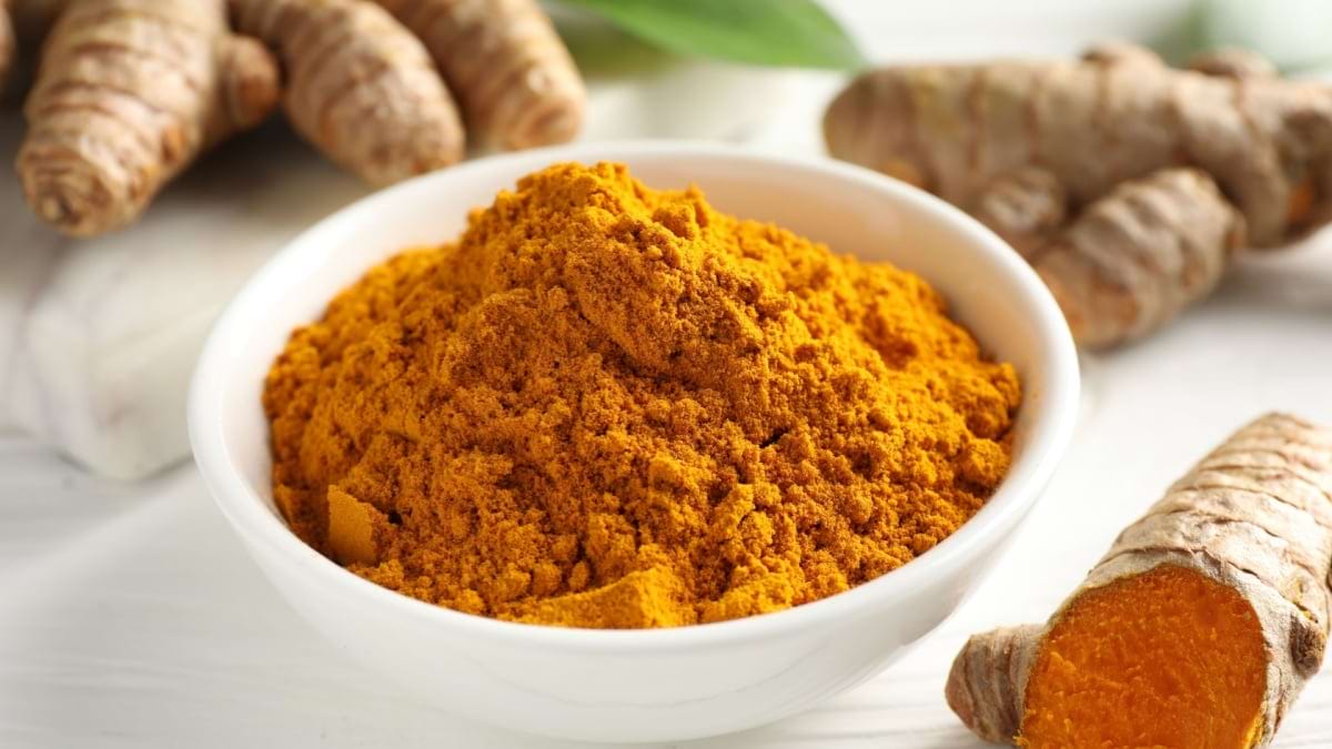 Curcumina - o noua paradigma si oportunitate terapeutica pentru tratamentul artrozei