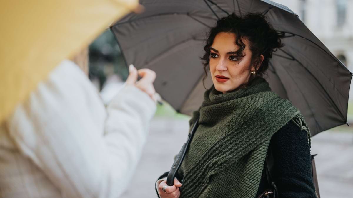 Styling pentru zile capricioase, cu ploaie si vant