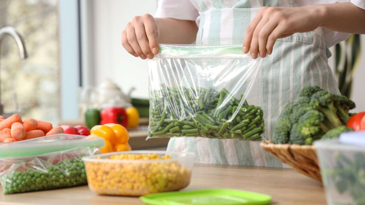 Avantajele legumelor congelate vs. cele proaspete – ce e mai sănătos și când?
