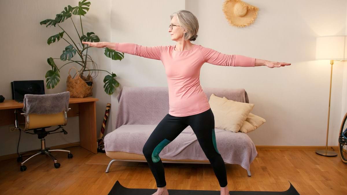 5 exerciții care îți îmbunătățesc viața sexuală la menopauză și nu numai