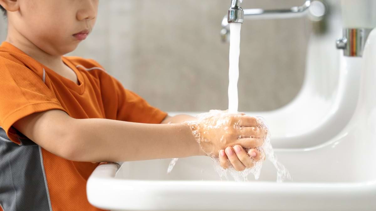4 sfaturi care iti feresc copilul de boli la scoala sau la gradinita