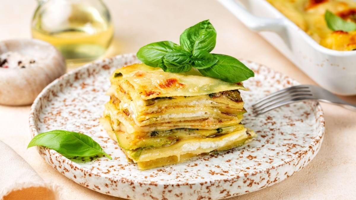 Mananca lasagna fara sa te ingrasi: 2 retete sanatoase