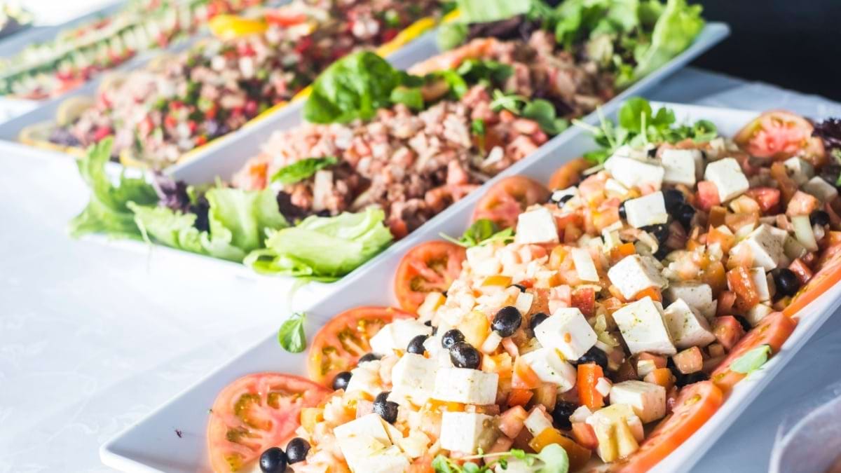 3 retete de salate gustoase si satioase