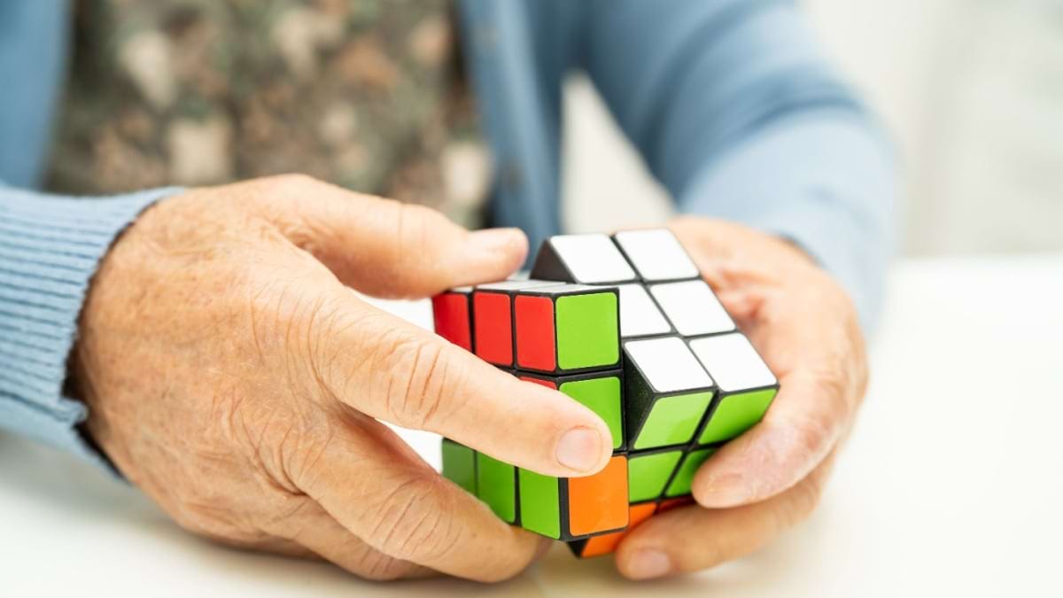 4 strategii eficiente care iti mentin mintea „ascutita” si te feresc de Alzheimer