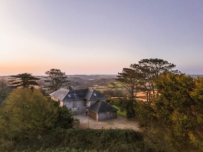 Photo of Alta (Sleeps 8)