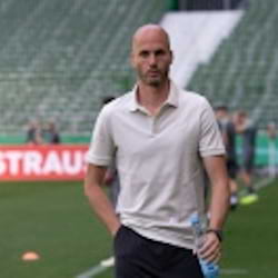 VfL Wolfsburg mit Tor-Rekord bei Simonis-Debüt im DFB-Pokal