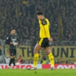 Zehn Mann reichen in Freiburg nicht: BVB schleppt Frust in die Liga