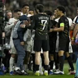 Balljungen geschubst: FC Chelsea-Profi Neto entgeht Sperre