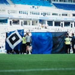 HSV-Verteidigerin Doucoure bricht zusammen: "Alle geschockt"