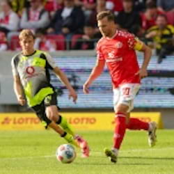 1. FSV Mainz 05 verl&auml;ngert mit Kapit&auml;n Silvan Widmer
