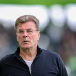 Hecking wird Sportchef in Wolfsburg