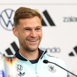 Kimmich verteidigt San&eacute;: "Kritik verstehe ich nicht"