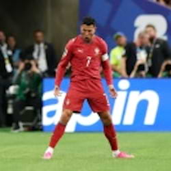 Bann gebrochen: &Uuml;berragender Ronaldo f&uuml;hrt Portugal zum Sieg